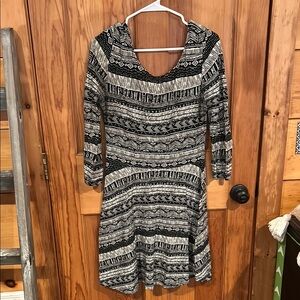 Forever 21 Black and White Fit and Flare Dress with Scoop Neck